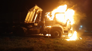 Susto en la autopista Rosario-Buenos Aires por el incendio de un camión