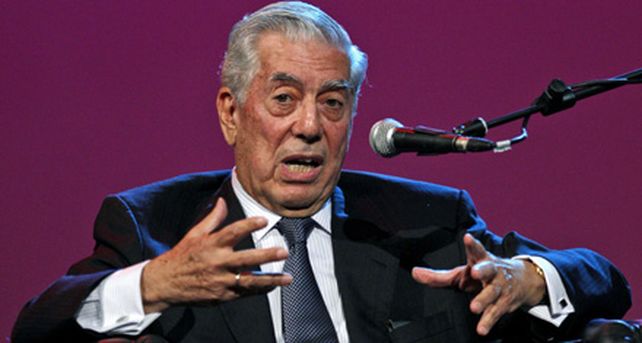 Vargas Llosa agradeci&oacute; a Cristina por abortar el intento de veto en su contra