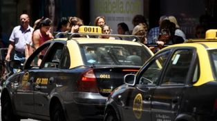 El servicio de taxis será normal en Rosario.