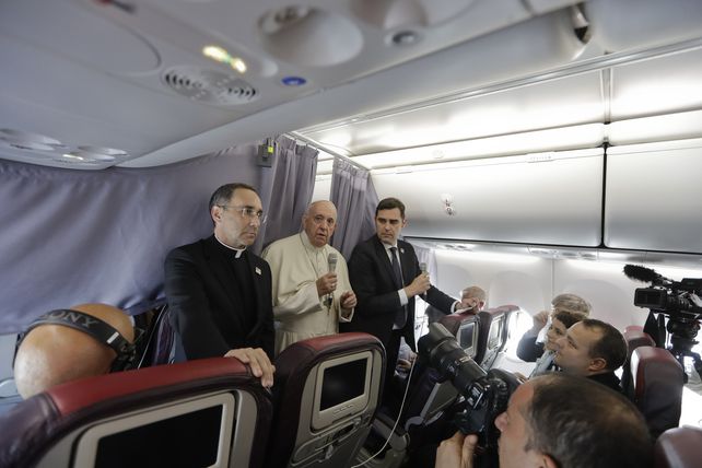 Francisco. De regreso a Roma.