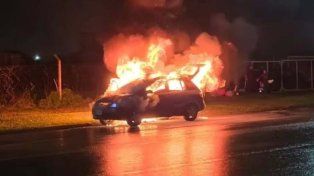 Incendios de autos en Paraná: La mayoría se da por problemas eléctricos