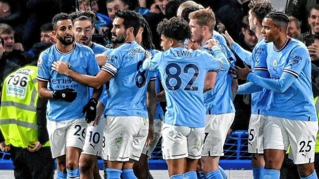 Manchester City fue acusado por la prensa inglesa de incumplir las reglas del Fair Play Financiero.