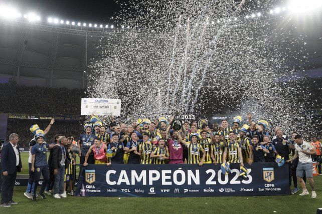 Central celebró la Copa de la Liga en Santiago del Estero.