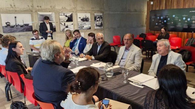 Con eje en la gestión externa