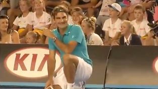 Federer hizo de ballboy