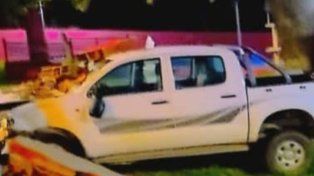 Diamante: dos heridos tras despistar una camioneta y chocar contra el muro perimetral de una casa