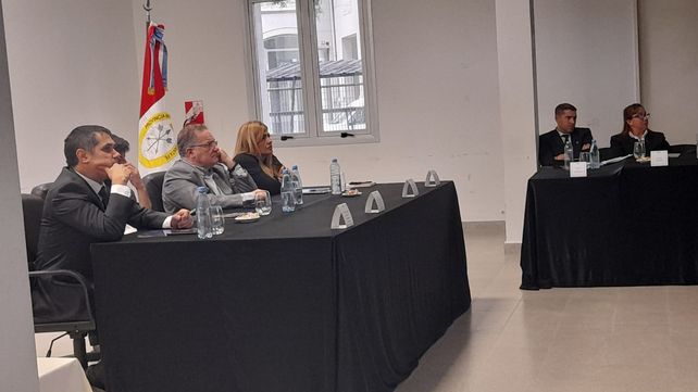 El ministro de Seguridad Jorge Lagna con titulares de AIC&nbsp;