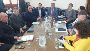 Nuevo encuentro paritario entre provincia y estatales