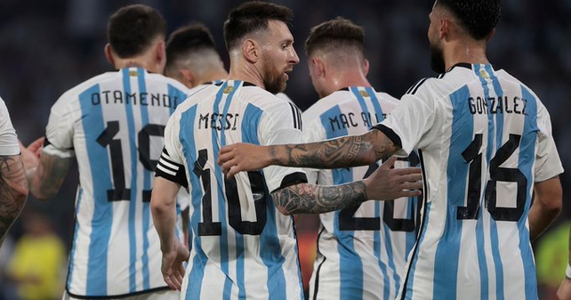 Final del partido: Argentina goleó 7 a 0 a Curazao con tres goles de Messi que llegó a los 102 tantos