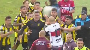 ¿Qué dice el informe del árbitro por la gresca en Deportivo Madryn-Morón?