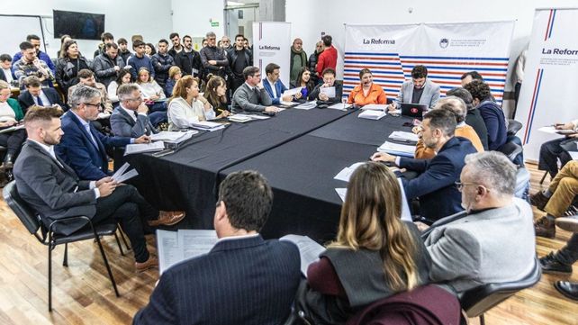 Reforma Constitucional: convocan a una audiencia pública para debatir la autonomía municipal