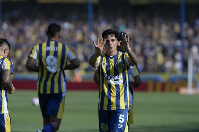 Central ganó 2 a 1, sin jugar bien, ante un Arsenal que terminó con nueve