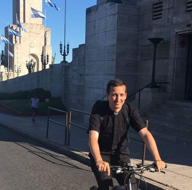 Juan Llavallol en un paseo en Rosario