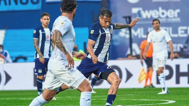 Talleres y Racing animarán un interesante duelo en el Mario Kempes de Córdoba.