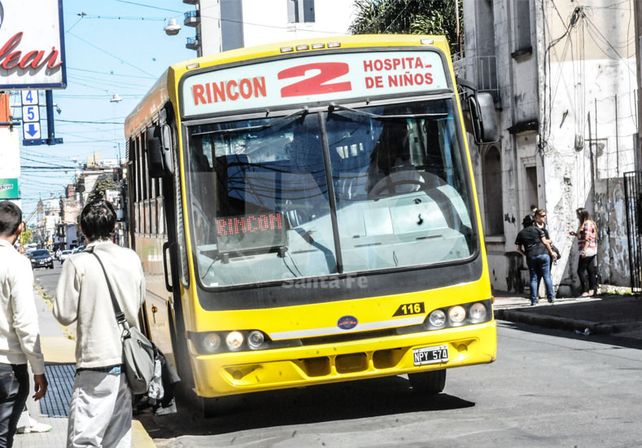 Bajó el boleto de colectivo para los rinconeros