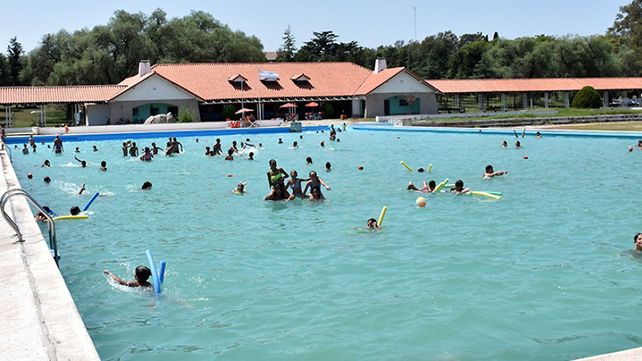 El Gobierno de Javier Milei vació los complejos de turismo social de Embalse y Chapadmalal
