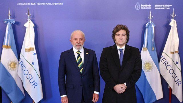 La Argentina pierde el respaldo de Brasil en Venezuela y mira hacia Italia.