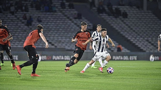 Colón se desangra: perdió 2-0 con Talleres y sufrió su cuarta derrota al hilo fuera de Santa Fe