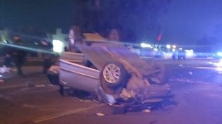Vuelco con un herido en avenida de Circunvalación