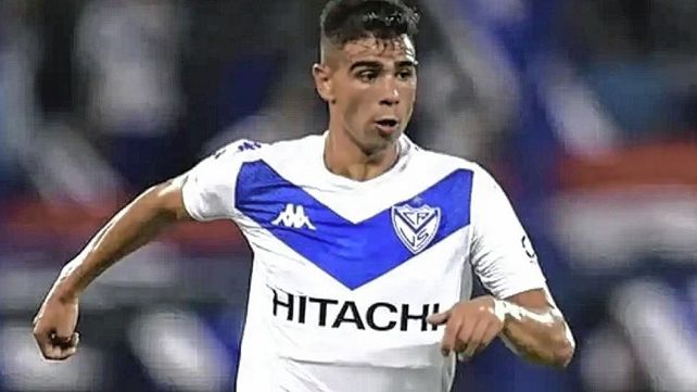 El capitán de Vélez sufrió una dura lesión y estará al margen por seis meses.