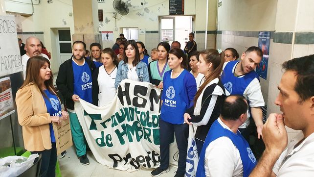 “Maniobras burocráticas dilatan el pago de las prolongaciones de jornada en enfermería”