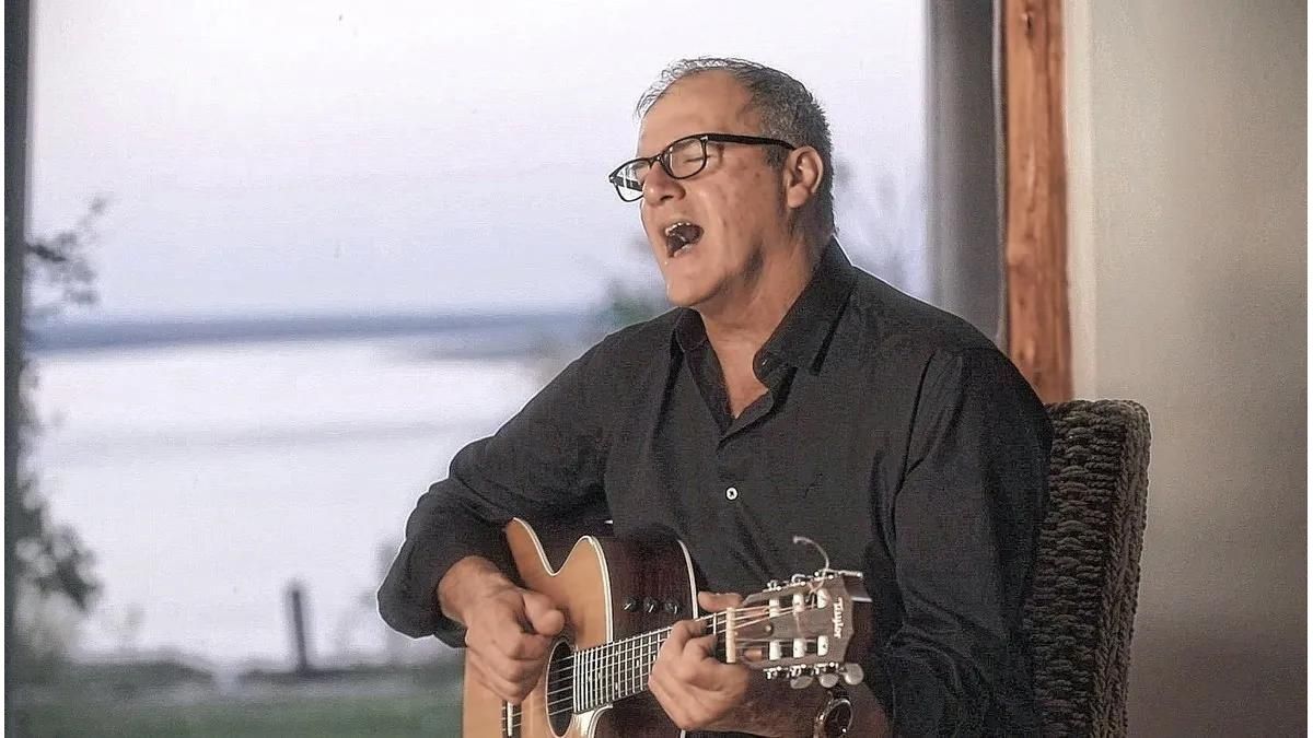 «Mi Bandera es Argentina» del autor diamantino Rubén Giménez podría sumarse a actos oficiales