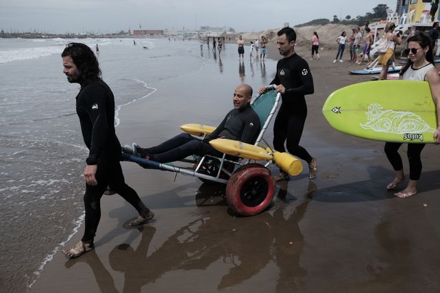 Las 18 fotos del primer Campeonato Sudamericano de surf adaptado