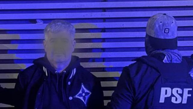 El piloto figuraba entre los prófugos con prioridad máxima para la captura.