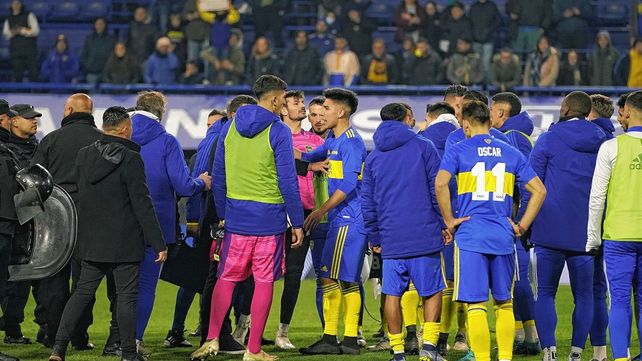Los jugadores de Boca enojados tras el partido.