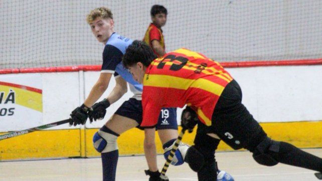 Neuquén y Rowing protagonizaron un reñido empate en el comienzo del Torneo Apertura.