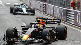 El neerlandés alcanzó su 39° victoria dentro de la Fórmula 1 y quedó a dos de Ayrton Senna.