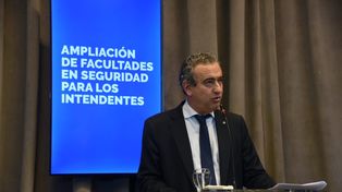 El intendente Pablo Javkin se mostró enfático y con muecas de hartazgo ante las indefiniciones del gobierno nacional respecto a la llegada de gendarmes.