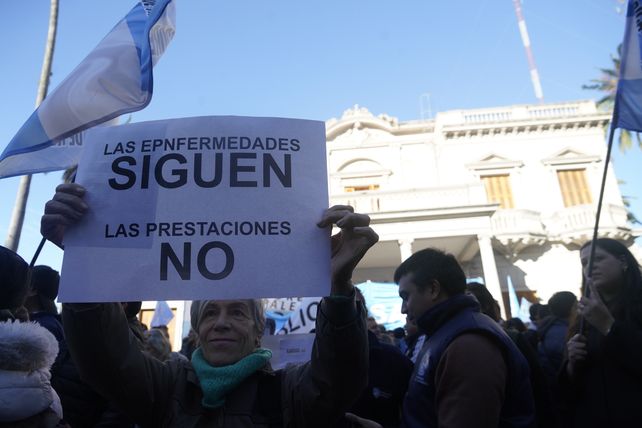 Mientras la pelea de fondo entre los sanatorios y el Iapos no se resuelve Mientras la pelea de fondo entre los sanatorios y el Iapos no se resuelve
