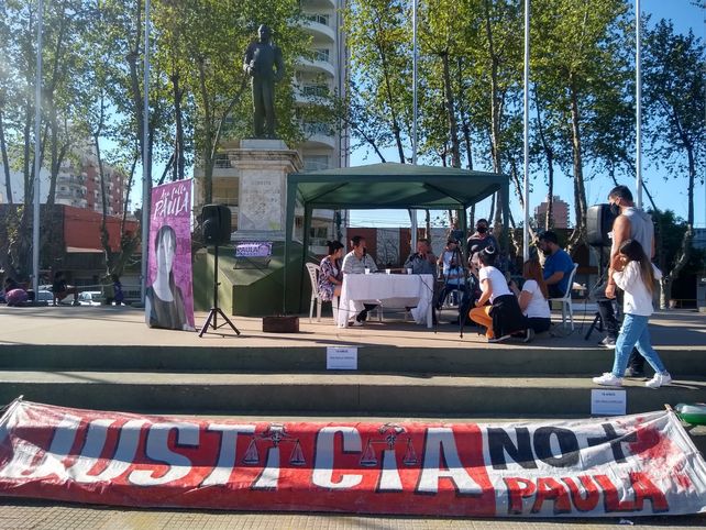 Este sábado hubo una radio abierta en San Lorenzo (gentileza Diario Síntesis).