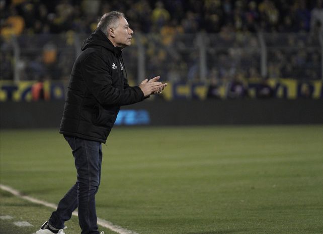 Central quiere volver a sumar de a tres en busca de un lugar en las copas.