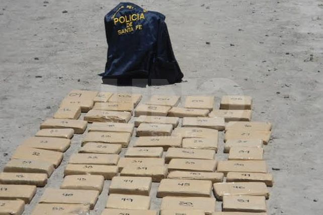Los Amores: Secuestraron 139 kilos de marihuana ycaen tres narcos