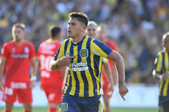 Central ganó 2 a 1, sin jugar bien, ante un Arsenal que terminó con nueve