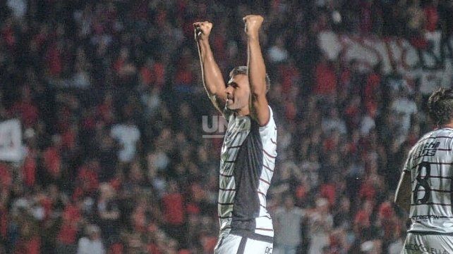 Gigliotti: Me quiero retirar en Colón, donde estoy contento y con un desafío grande