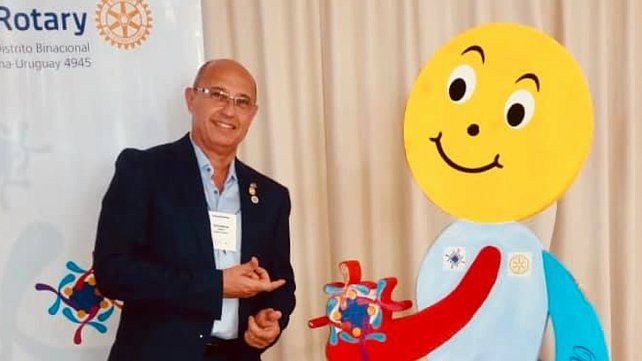 Rotarios de Paraná reciben a su máxima autoridad regional