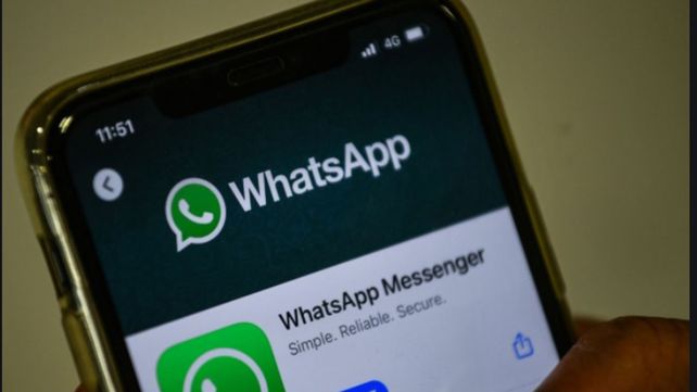 Los usuarios de Whatsapp envían 100.000 millones de mensajes y realizan mil millones de llamadas cada día.
