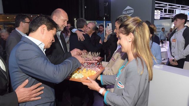 Supermercadistas en busca de nuevos negocios en Fiar 2022