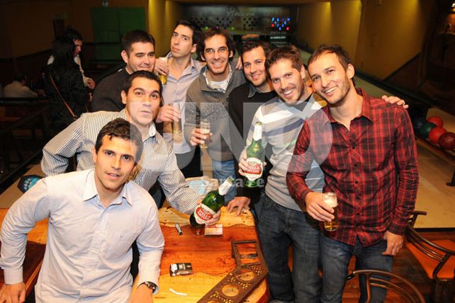 Bares y restoranes llenos por los festejos del Día del Amigo