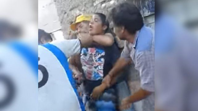 Allanamientos y detenidos en Rufino luego del apriete de narcos a un adolescente