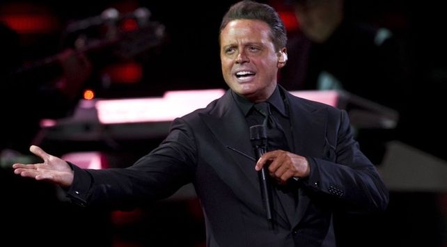 LUIS MIGUEL