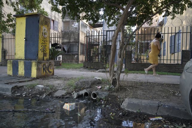 Las cloacas colapsadas en el barrio 7 de Septiembre.