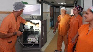 Salud adquirió una nueva torre de laparoscopía para el Hospital Materno Infantil San Roque, de Paraná.
