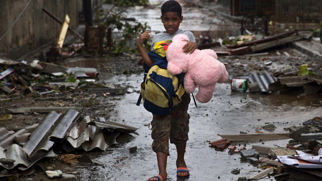 El huracán Matthew devastó Haití y castigó a Cuba en su camino hacia Bahamas y Florida
