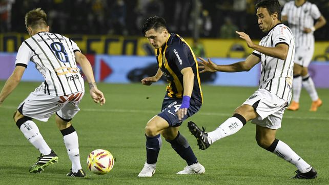 El último enfrentamiento entre ambos fue el 27 de noviembre de 2018, con victoria 1-0 para el Canalla con gol de Alfonso Parot.