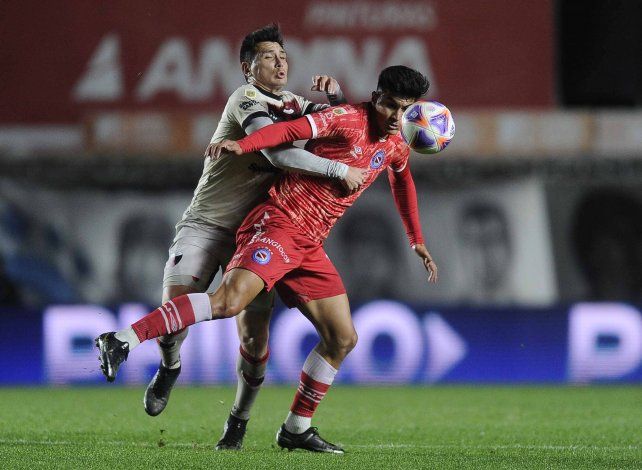 El minuto a minuto de Colón ante Argentinos en La Paternal