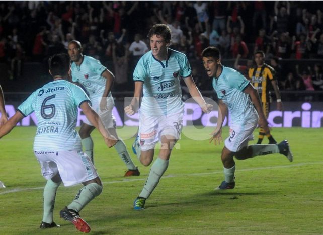 En Portugal se habla de un acuerdo entre Benfica y Colón por Conti